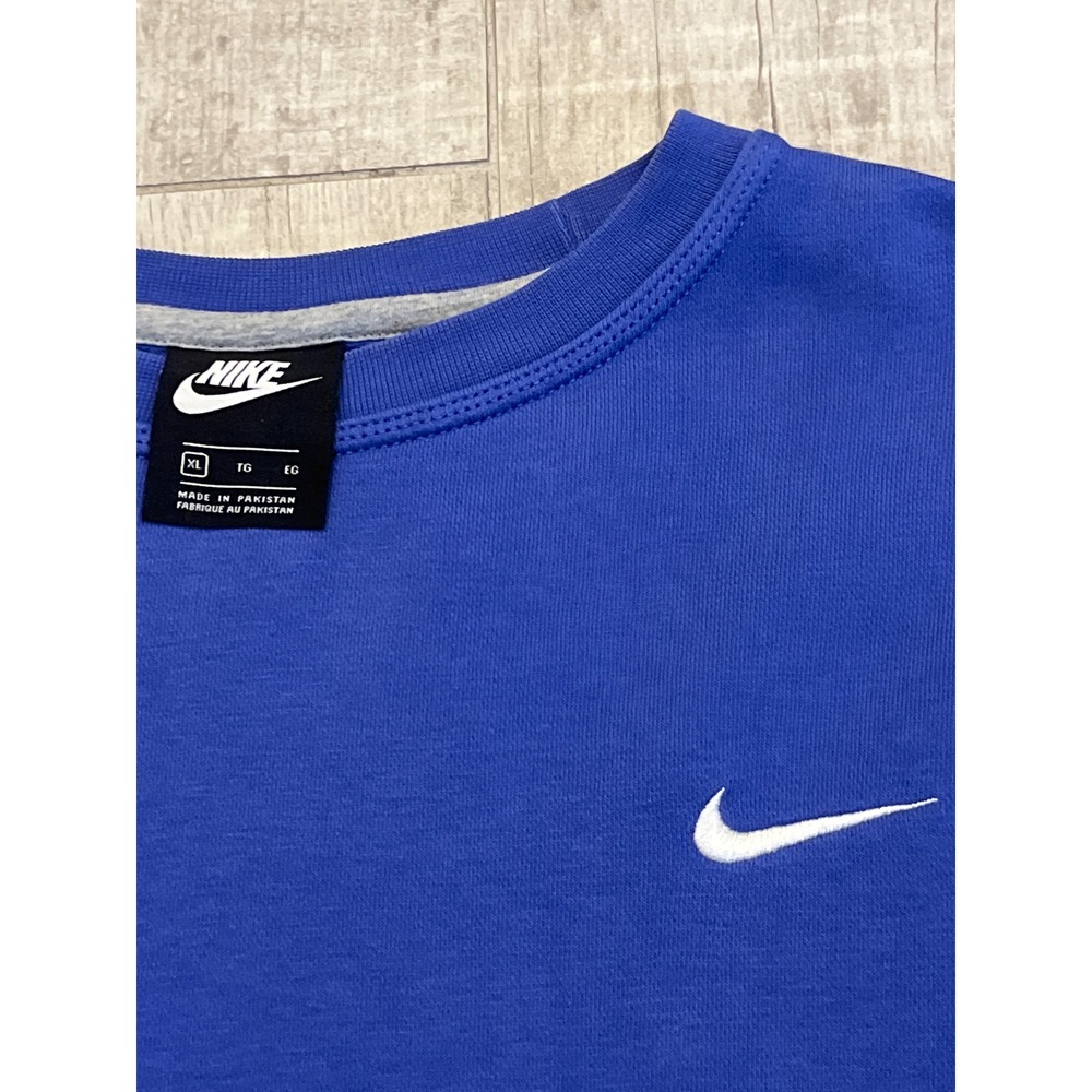 Nike Sportswear Club Fleece Sweatshirt Royal Blue Crewneck XL Embroidered Swoosh